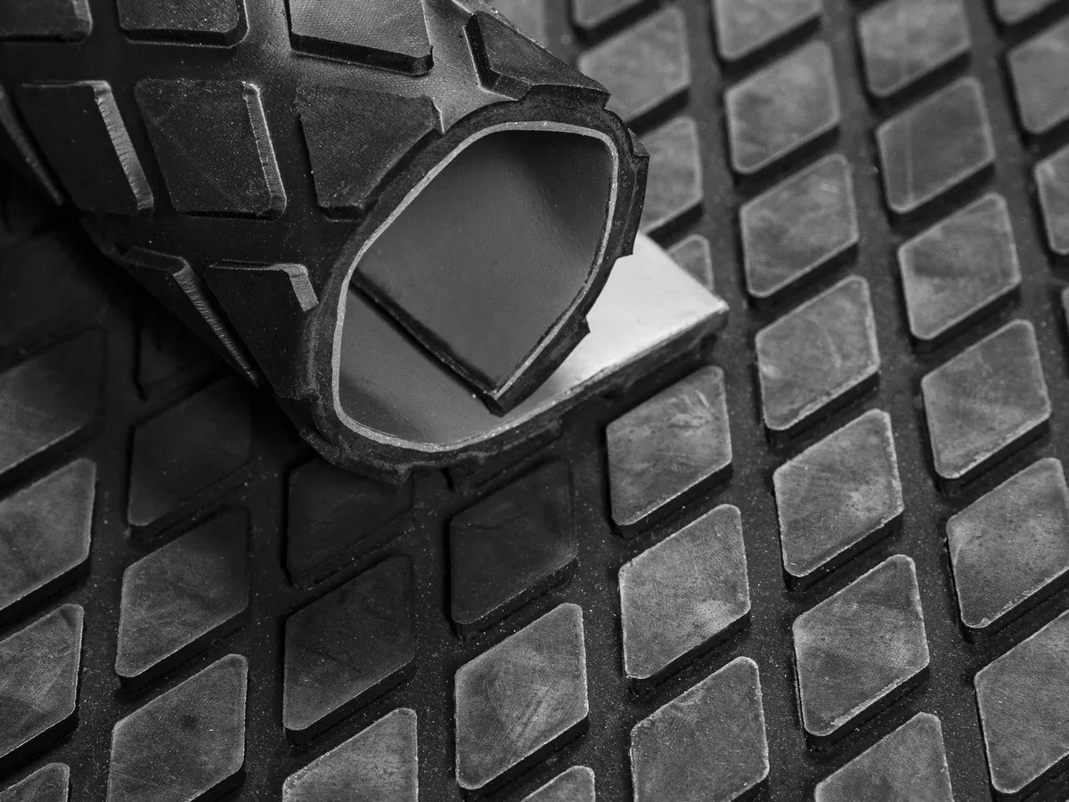 Wear-resistant — Premium pulley lagging, mini diamond · black · 60 Sh A · with bonding layer (BL) (RT-LAG60-BK-DI-P-BL)