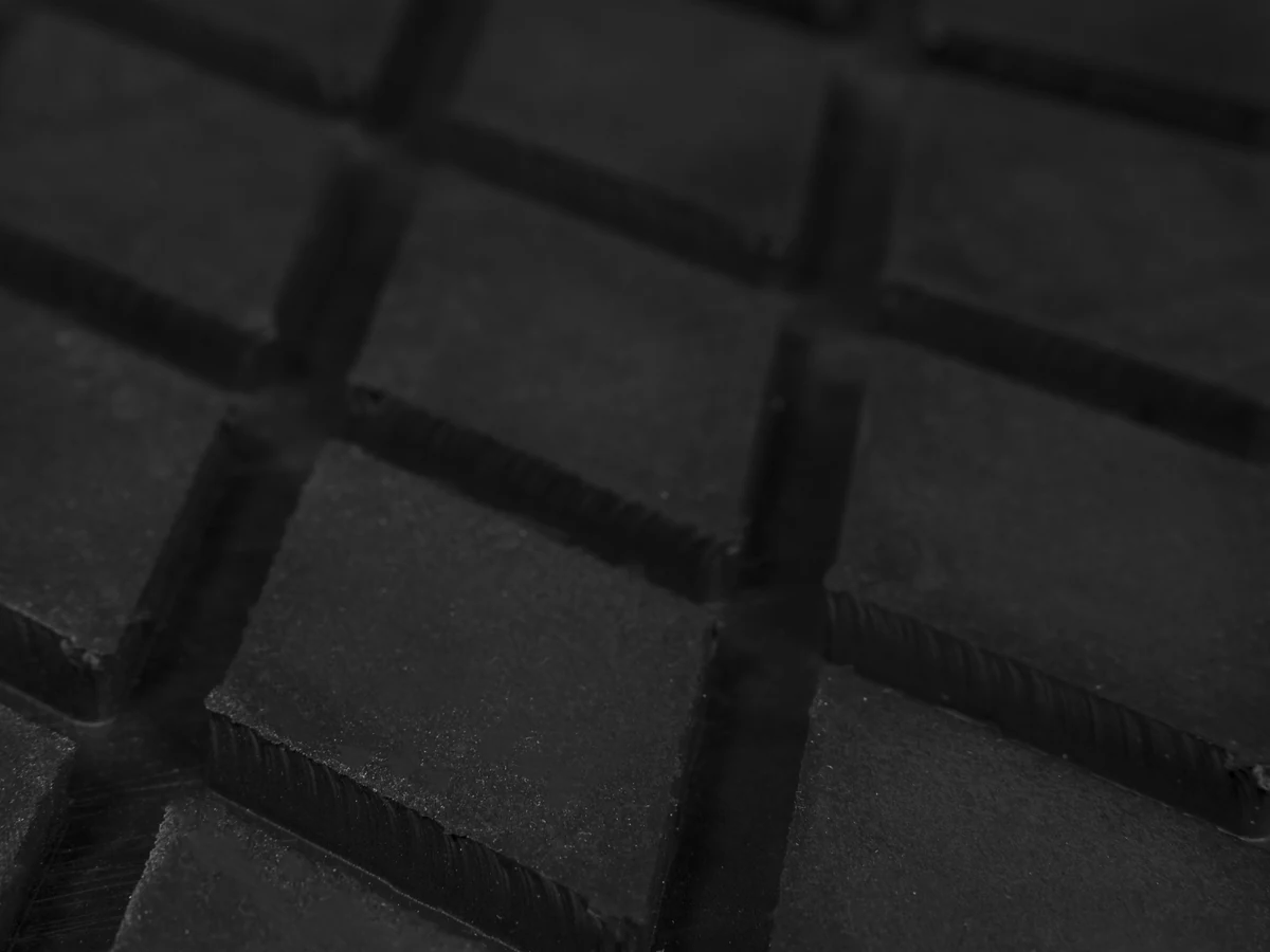 Wear-resistant — Pulley lagging, big diamond · black · 60 Sh A · with bonding layer (BL) (RT-LAG60-BK-DX-BL)