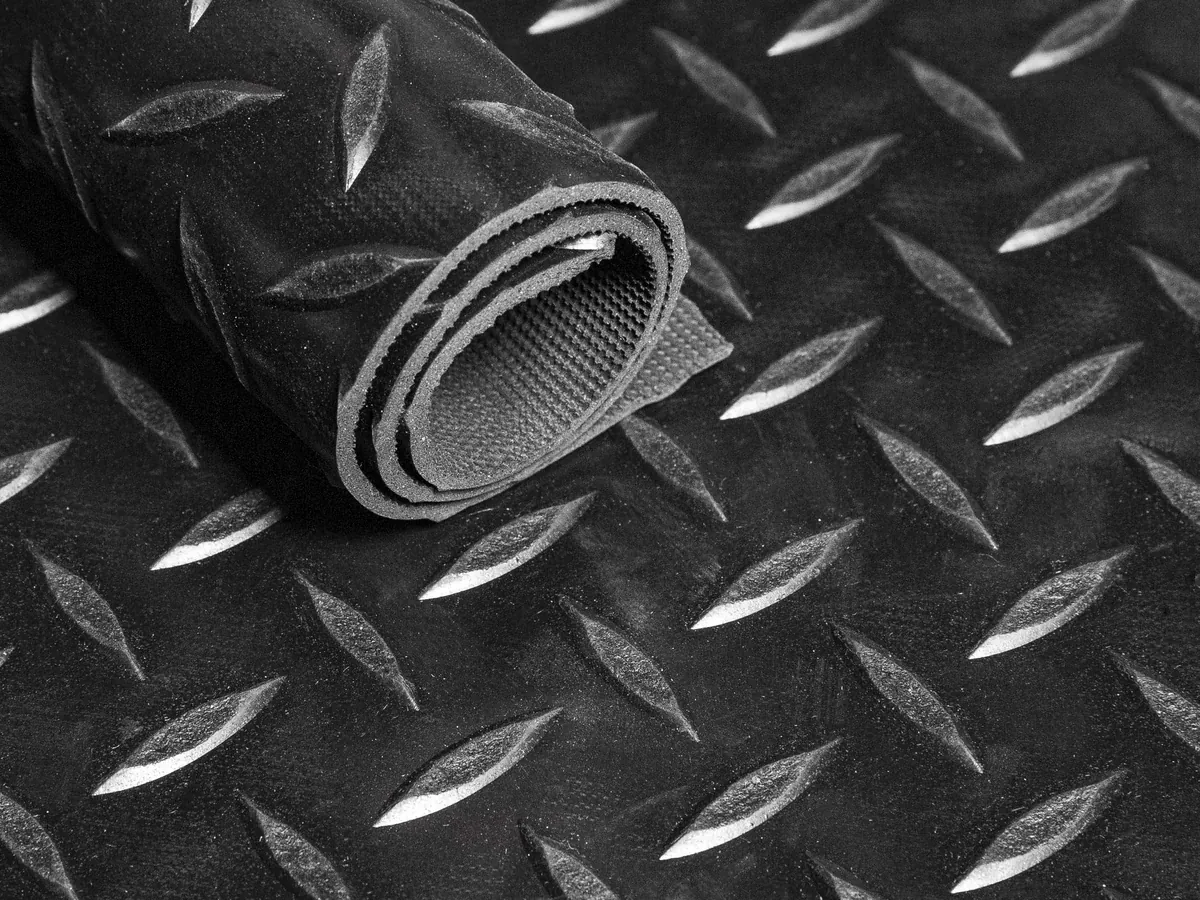 Matting — Diamond checker · black · 65 Sh A (RT-MAT65-DC-BK)