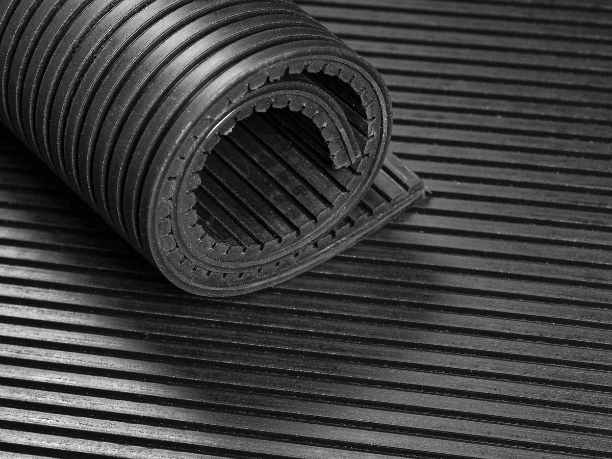 Matting — Anti-vibration · black · 70 Sh A (RT-MAT70-AV-BK)