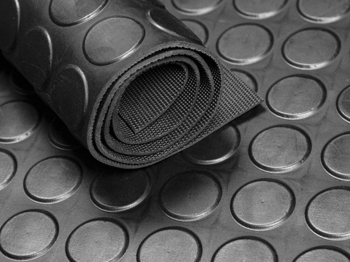 Matting — Coin · black · 70 Sh A (RT-MAT70-CN-BK)