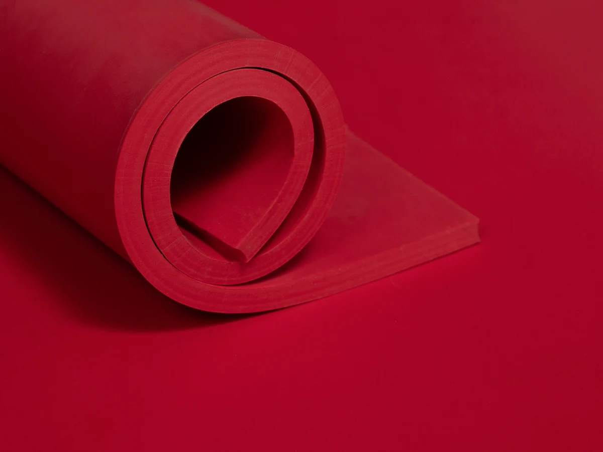 Natural rubber (NR) — Anti-abrasion, highly elastic · red · 38 Sh A (RT-NR38-RD)